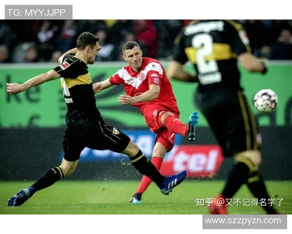 汉诺威96与汉堡的激烈对决谁能在德乙赛场上笑到最后